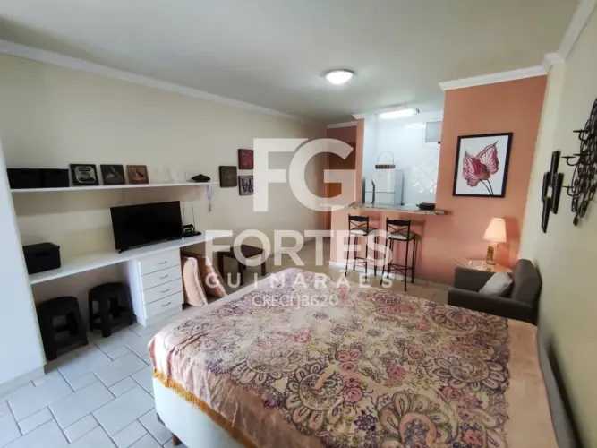 Apartamento Kitnet Mobiliado com 30m² sendo 1 quarto suíte com armário, espaço office e ar