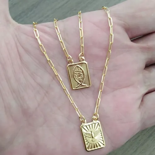Escapulario Jesus e Espírito Santo banhado no ouro 18k