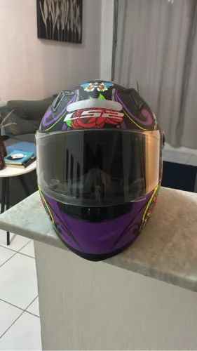 Capacete