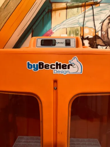 Máquina de secar Pet bybecker