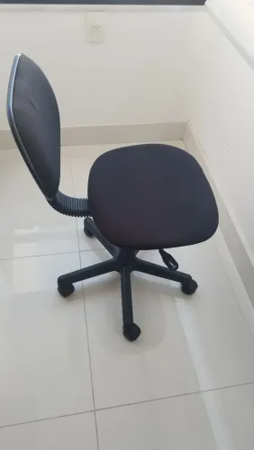 Excelente Cadeira Secretária 
