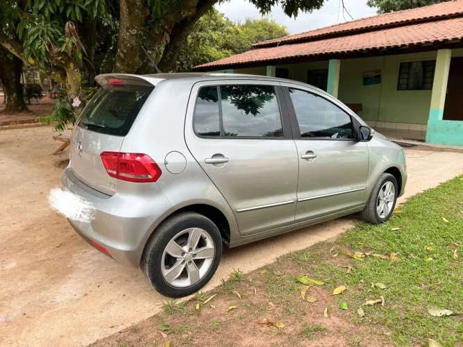 Volkswagen Fox Comfortline 1.6 Flex 8V 5P 2018