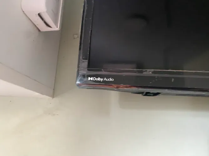 Smart TV LED 32" Philco Roku TV Dolby Áudio