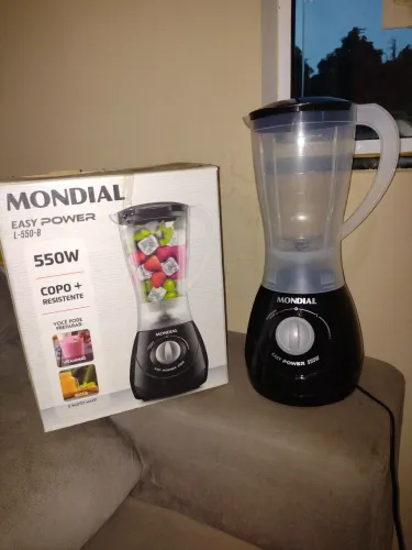 Vendo esse liquidificador na caixa nunca usado por 90 reais