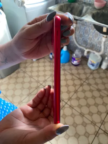 iPhone 11 vermelho
