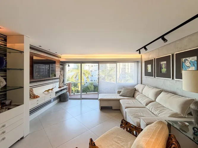 Apartamento à venda com 3 quartos em Caiobá em Matinhos/PR