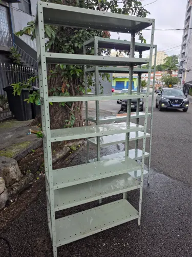 Prateleira de aço 