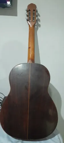 Violão acústico para colecionadores