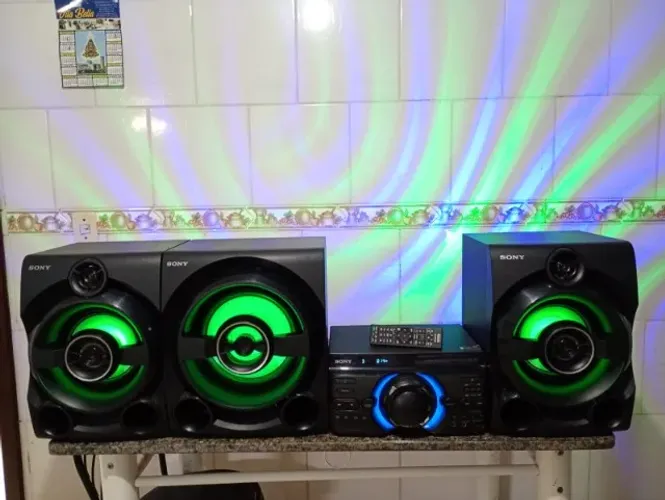 Som Sony - M-80D - Potente - 2150W/Rms - Bluetooth, HDMI, Usb, CD/Mp3 e etc. Funciona 100%