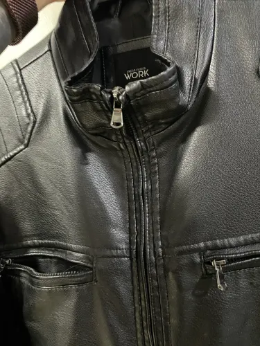 Jaqueta de couro