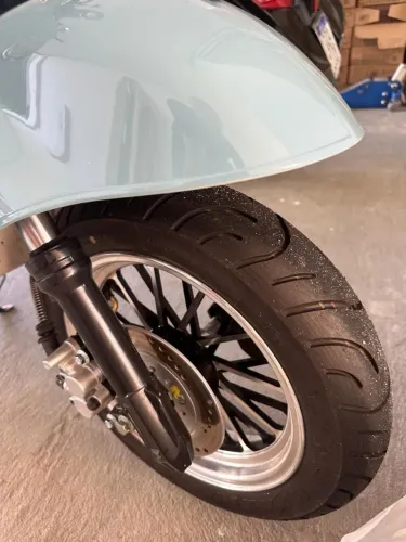 Réplica de vespa totalmente elétrica a.inclusive marcha RÉ.