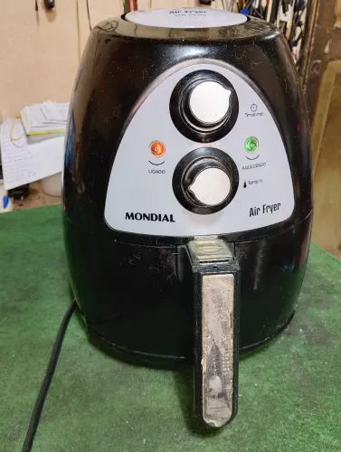 Airfryer Mondial 1500w 127v 4L LEIAM funcionando