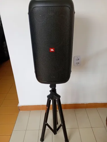 Caixa de som jbl
