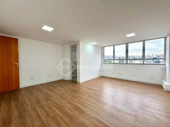 SALA COMERCIAL | 1 VAGA | BAIRRO OURO PRETO - R$ 2.400,00
