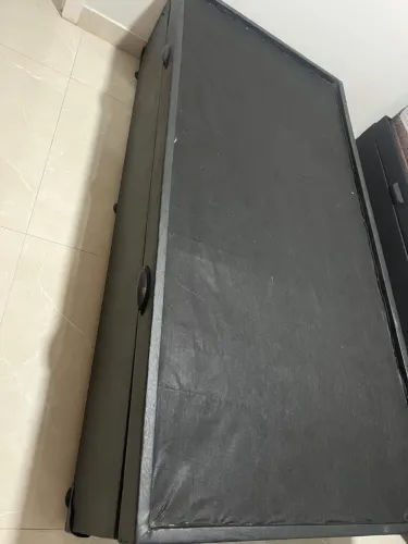 2 Cama box E colchão