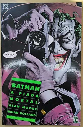 HQ BATMAN A PIADA MORTAL - 1999 + CARTÃO POSTAL E ENCARTE