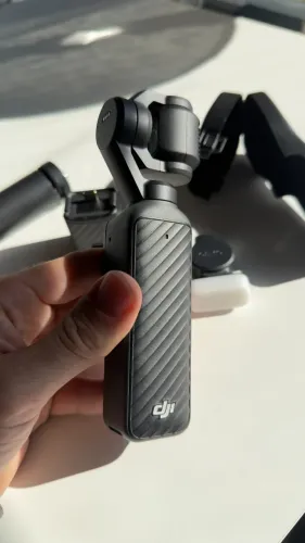 Osmo 4 + Kit (flash, bateria, tripé, cabo, capa)