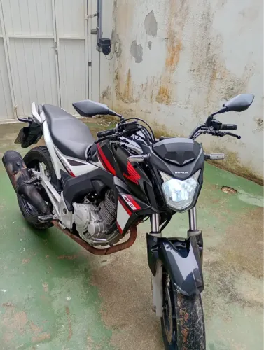 Honda Twister 250cc à venda!