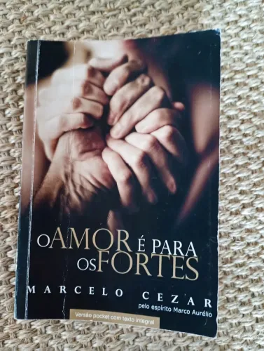 Livro O amor é para os fortes