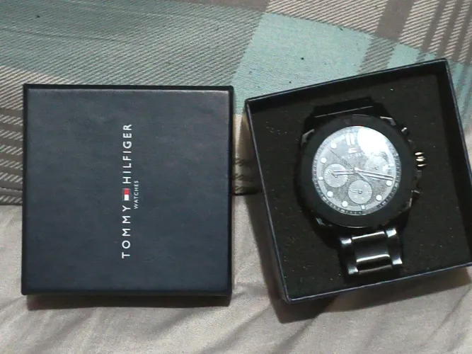 Relógio Hommy Hilfiger Preto Novo