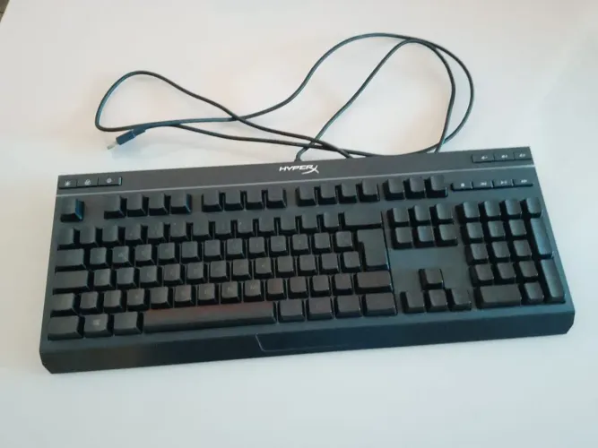 Teclado Gamer HyperX
