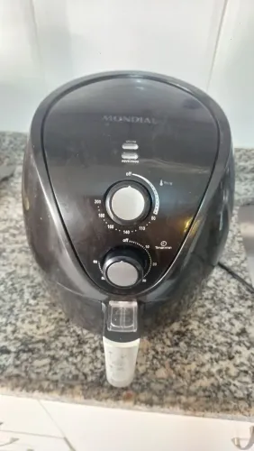 Air fryer 