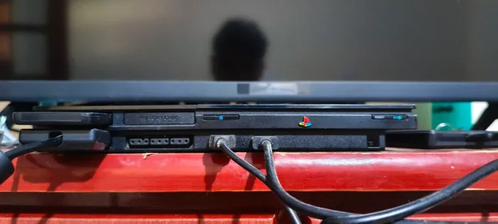 PlayStation 2 com HD Externo (+50 Jogos) - Só ligar e jogar!