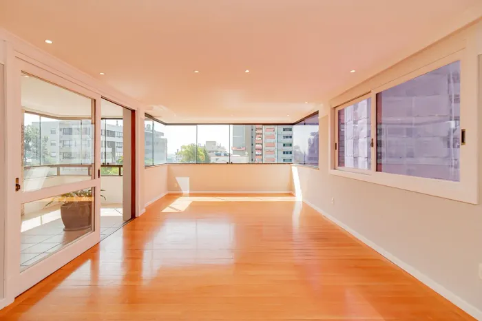 Apartamento com 3 dormitórios e 1 suíte no Bela Vista
