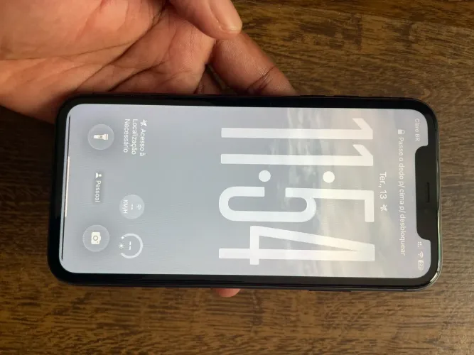 Iphone 11 - 64 GB