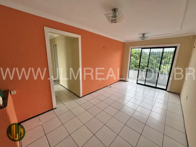 CONDOMÍNIO SOBERANO IV - BAIRRO JÓQUEI CLUBE - 72m², 3 QUARTOS
