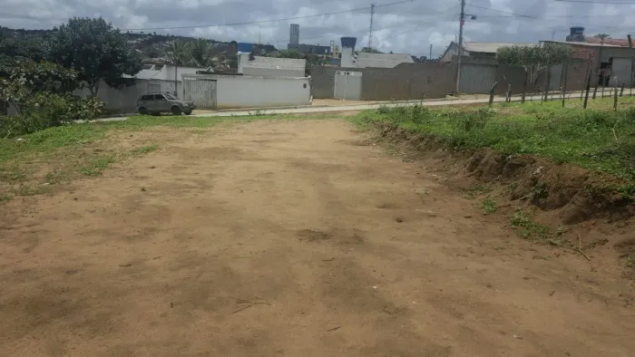 Terreno 10x30 - Garanhuns
