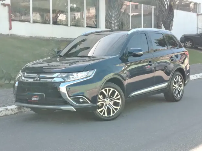 Mitsubishi Outlander Comfort 2.0 16V Aut. 2018