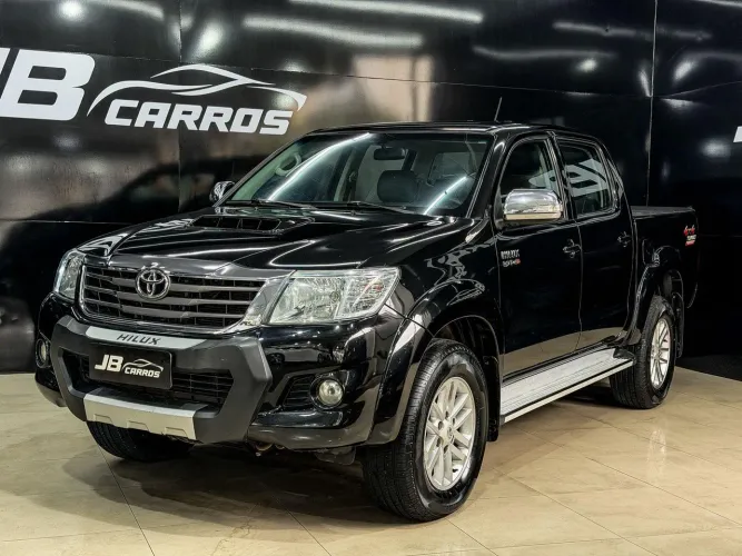Toyota Hilux CD 4X4 2.8 Diesel Aut. 2014