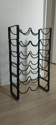 Suporte para garrafa de vinhos (Adega de chão)