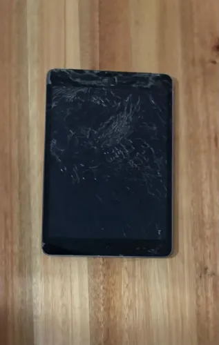 ipad mini 2 tela quebrada