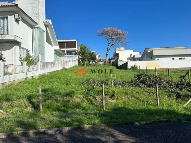 Terreno com 518m2 - Pronto para construir - Pedra Branca