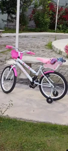 Bicicleta infantil menina nova