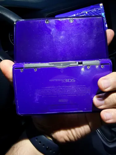 Nintendo 3DS Desbloqueado 32gb Midnight Purple + 3 jogos originais
