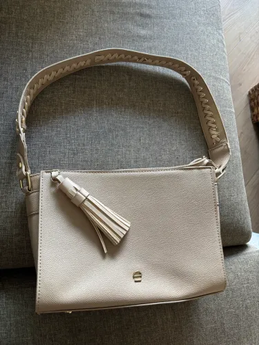 Bolsa  em couro ecológico