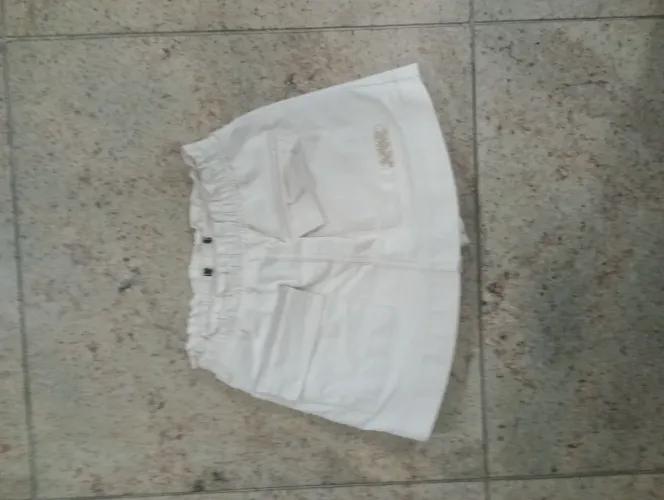 Short saia sarja feminino