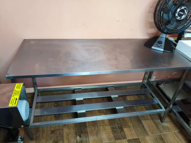Mesa de inox