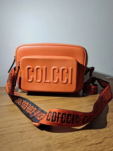 Bolsa Colcci transversal Laranja emborrachada 55,00