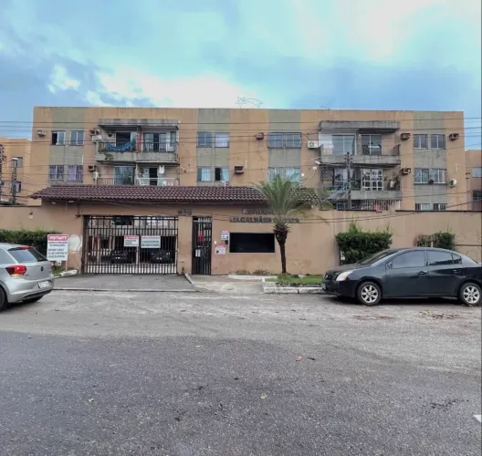Vende-se apartamento no residencial Magalhães Barata