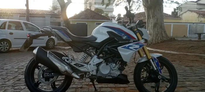 BMW G310 R 2017 vendo ou troco
