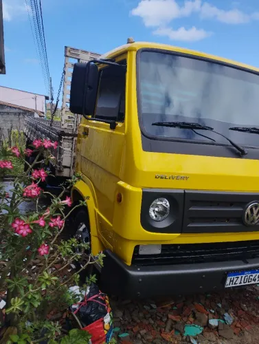Vende-se caminhão Volks 680