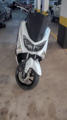 VENDO MOTO NMAX 2018