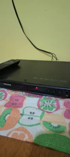 Aparelho DVD Philips usado (sem detalhes ) com controle