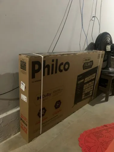 VENDO TV SMART 58 polegadas plhico AOC na caixa nunca aberta livre pra testes