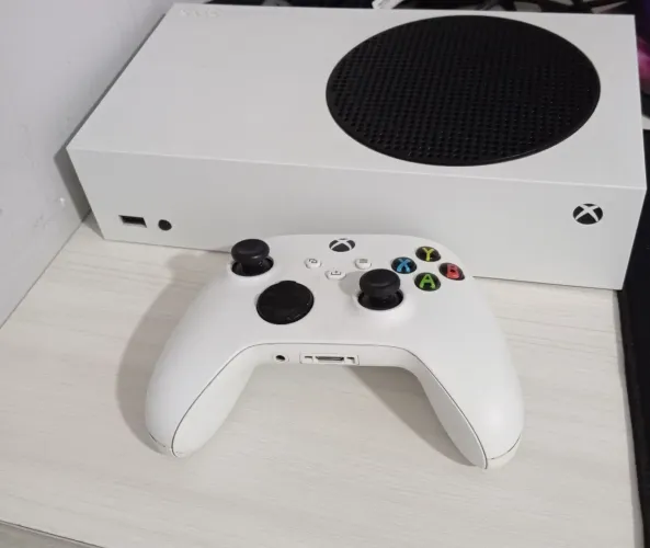 Vendo Xbox series s ou troco por pc