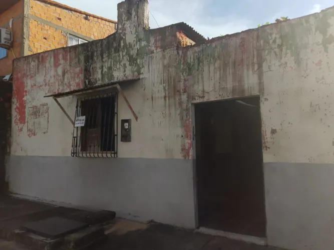 VENDE-SE TERRENO COM KITNET